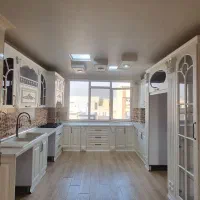 ۱۰۰ متری فول * دو قدمی میدان منیریه *