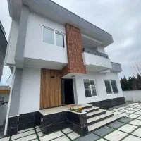 نما مدرن نوساز ۲۴۰متری ۳خوابه کلید نخورده