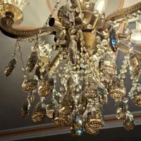 لوستر برنز طرح ورساچه|لوستر و چراغ آویز|شهریار, شهریار|دیوار