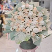گل مصنوعی