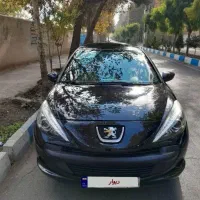 خودرو با راننده