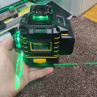 تراز لیزری ۴ خط نور سبز شارژی دیوالت|ابزارآلات|یاسوج, |دیوار