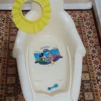 وان حمام کودک  و کلاه حمام