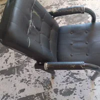 صندلی اداری سالم به همراه کوسن نشیمن|صندلی و نیمکت|خمین, |دیوار