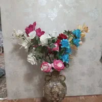 گل مصنوعی با گلدان در حد نو