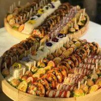 پذیرایی با انواع فینگر فود متنوع و خوشمزه|خدمات پذیرایی، مراسم|تهران, نارمک|دیوار