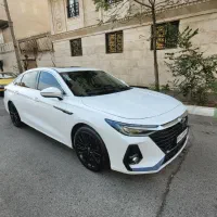 آریزو 8 مدل 1402 کم کار و بی رنگ به شرط کارشناس
