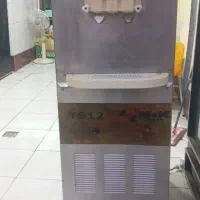 دستگاه بستنی قیفی