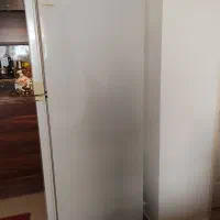 یخچال فریزر نیم ساید مانیتور دار کاملا سالم|یخچال و فریزر|هشتگرد, شهرک ریحانه|دیوار
