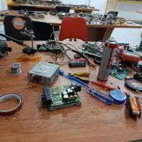 آموزش تعمیرات برد الکترونیک حضوری و آنلاین