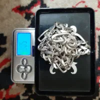 نقره،سه تا زنجیر نقره،یک پلاک شیرنشان