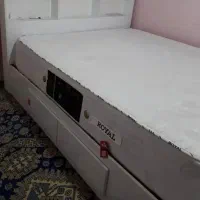 تخت دو نفره سالم