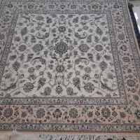 فرش دسباف نایئن گل ابریشم ۶لا