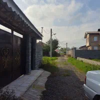 زمین ۲۱۰ متری