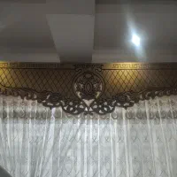کتیبه پرده رنگ طلایی