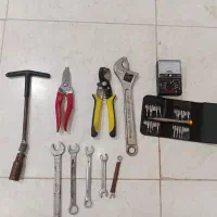 چند قلم ابزار کار