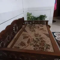 تخت سنتی۴نفره ب علت جابجایی ب فروش میرسد|تخت و سرویس خواب|اصفهان, کساره|دیوار