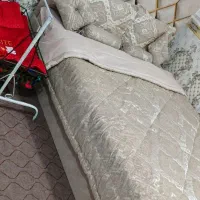 تخت خواب دونفره در حد نو