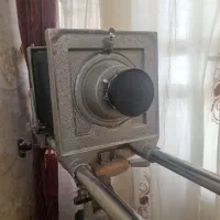 دوربین فانوس قدیمی
