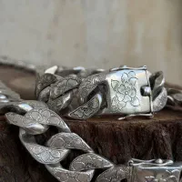دستبند گردنبد نقره قلم زنی