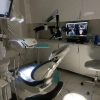 استخدام دستیار و منشی برای کلینیک دندانپزشکی|استخدام درمانی، زیبایی، بهداشتی|تهران, تهرانپارس غربی|دیوار