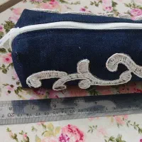 جامدادی باپارچه لی