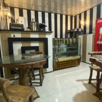 کار در کافه