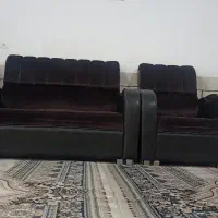 مبل چرم 7 نفره با میز و کاور