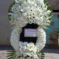 تاج گل های طبیعی ..ترحیم تبریک تسلیت افتتاحیه