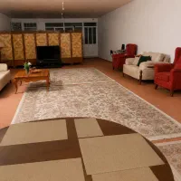 زیرزمین-پرنور-نوساز-حیاط-دارفقط-برای-دو-الا-سه-نفر