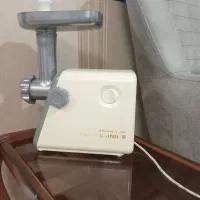 یک دستگاه چرخ گوشت مارک ناسیونال در حدنو|سایر لوازم برقی|اراک, |دیوار