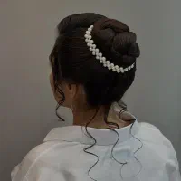 خدمات آرایشگری تخصصی کراتین،رنگ مو،میکاپ،شنیون|خدمات آرایشگری و زیبایی|زرقان, |دیوار