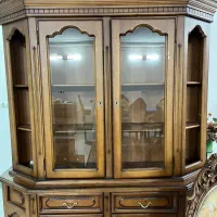 ست میز نهار خوری و مبل و بوفه به همراه قفسه کتاب