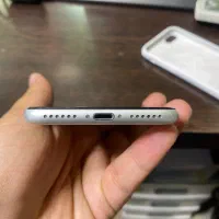 Iphone se 2020 128gb|موبایل|تهران, شیخ هادی|دیوار