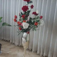 گلدان مصنوعی با گلهای خارجی|گل مصنوعی|یزد, |دیوار