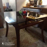 میز غذاخوری