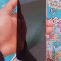 گوشی درحد بدونه هیچ عیب ایرادی