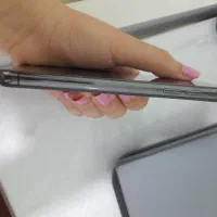 آیفون x|موبایل|رباط‌کریم, رباط‌کریم|دیوار