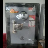 گاوصندوق دستگیره کلنگی دیجتالkm600