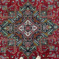 فرش9متری تمام نخ بدون کوچکترین سوختگی زدگی سالم