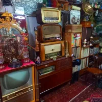 فروش وخریدار لوازم قدیمی صفحه گرامافون سماور