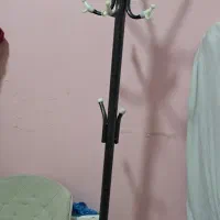 چوب لباسی ایستاده