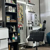 4تا اینه قدی و 3تا باکس کشویی و 6تا قفسه.ام دی اف