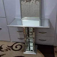 آینه وکنسول سالم وتمیز