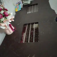 میز چوبی بزرگ