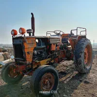 تراکتور رومان با بیل و موور