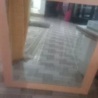 م ی ز . ص ن د ل ی .آ ی ن ه ک ش و دار