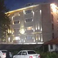 آپارتمان دوخواب سندتکبرگ با آسانسور بلوار ساحل|فروش آپارتمان|خشکبیجار, |دیوار