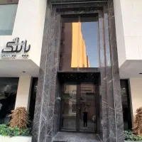 فروش آپارتمان ۱۳۸ متر / چهارراه با هنر /خام شرکتی