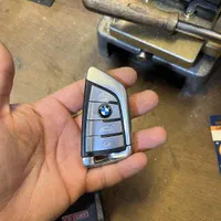 کلیدسازی بازکردن درضدسرقت ماشین انواع قفل و سوییچ|خدمات پیشه و مهارت|همدان, |دیوار